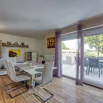 Four-bedroom Magnolija Porec