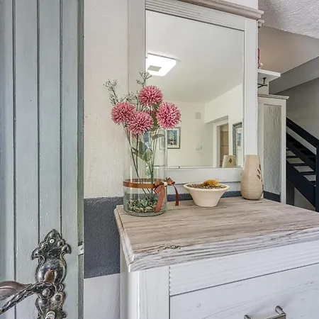 Four-bedroom Magnolija