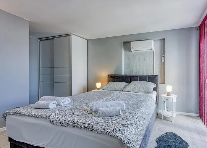 公寓 Four-bedroom Magnolija *