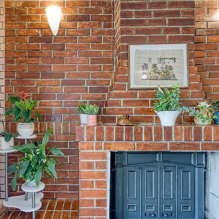 Four-bedroom Magnolija Apartman *