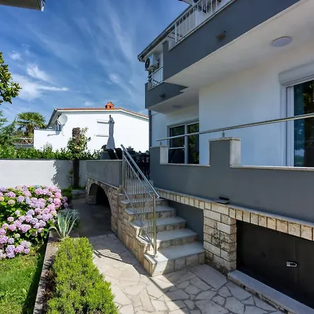 Apartment Four-bedroom Magnolija Porec