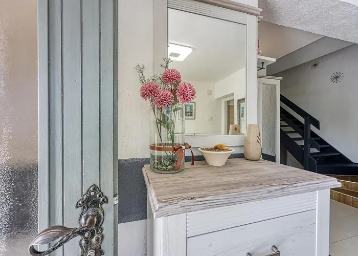 Four-bedroom Magnolija