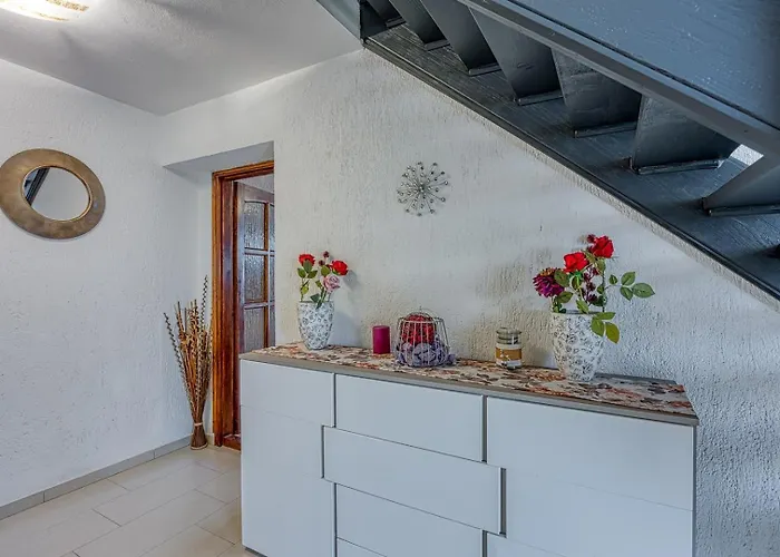 Four-bedroom Magnolija * Poreč