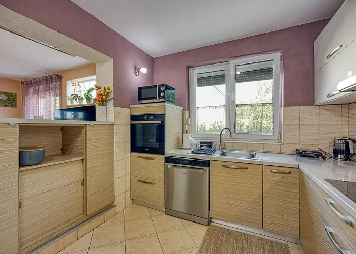 Four-bedroom Magnolija Poreč